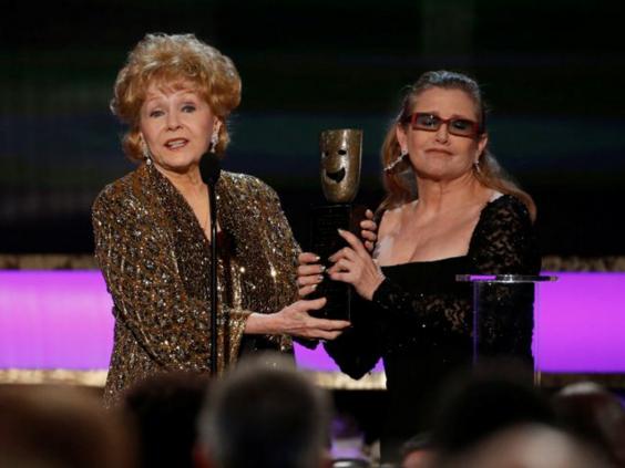 debbie-reynolds-carrie-fisher_zpsqmbjxbdt