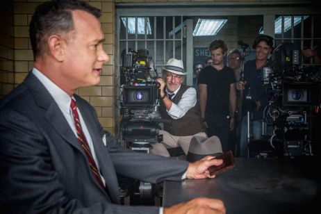 steven-spielberg-tom-hanks-bridge-of-spies_zps1d38wu9o